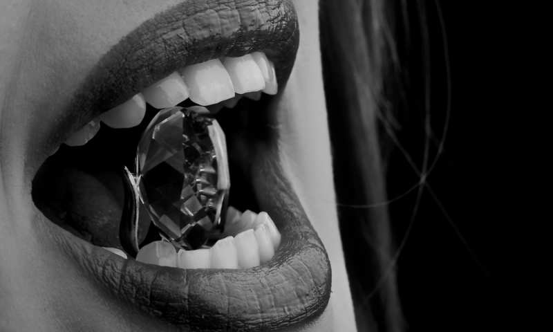 Can You Break A Diamond With Your Teeth?