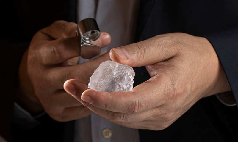 Can You Sell Uncut Diamonds?